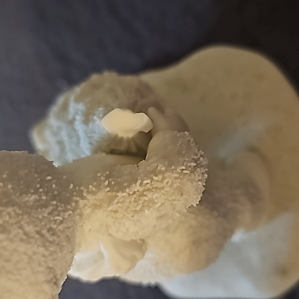 Dept 56 Snowbabies “I'll Put Up The Christmas Tree" - Picture 5 of 6